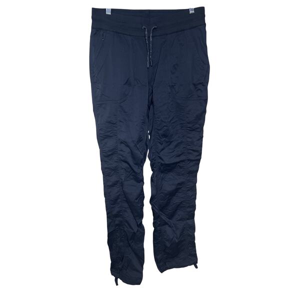 The Northface Women's Size Medium Nylon Dance Studio Crop Jogger - Picture 1 of 7